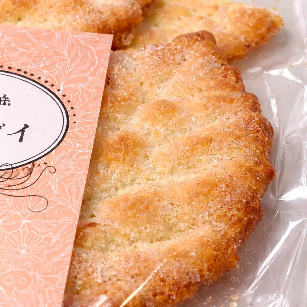 パイの焼き菓子（サクサク食感の洋菓子プレート）